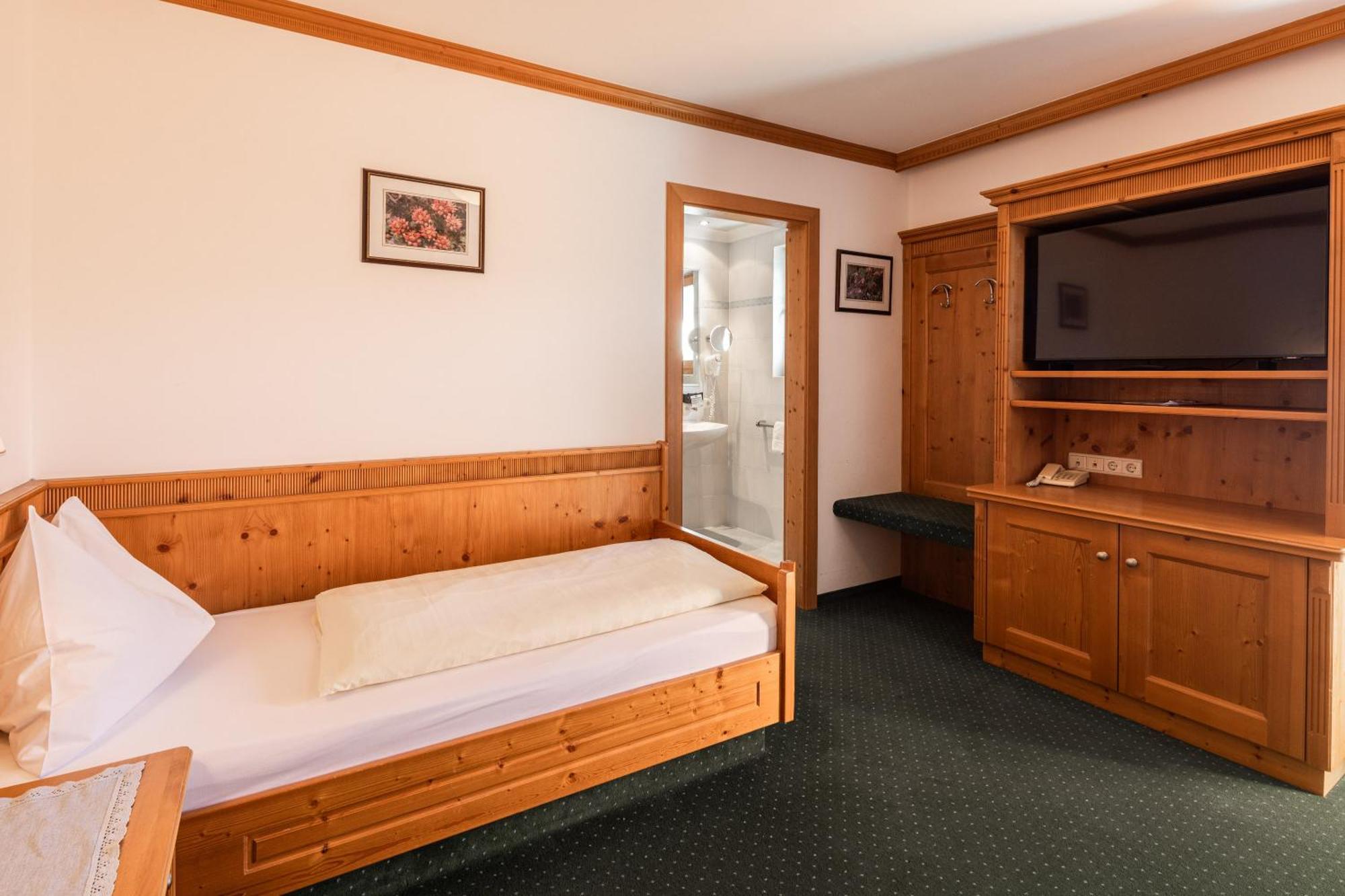 Hotel Sonnenhof Castelrotto Bagian luar foto